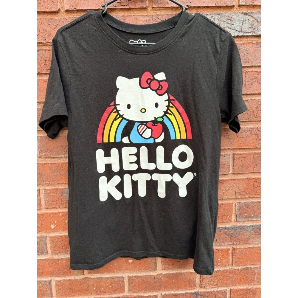 Hello Kitty Sanrio Women’s Small 3-5 Black Rainbow Apple Graphic Tee  2022 C26